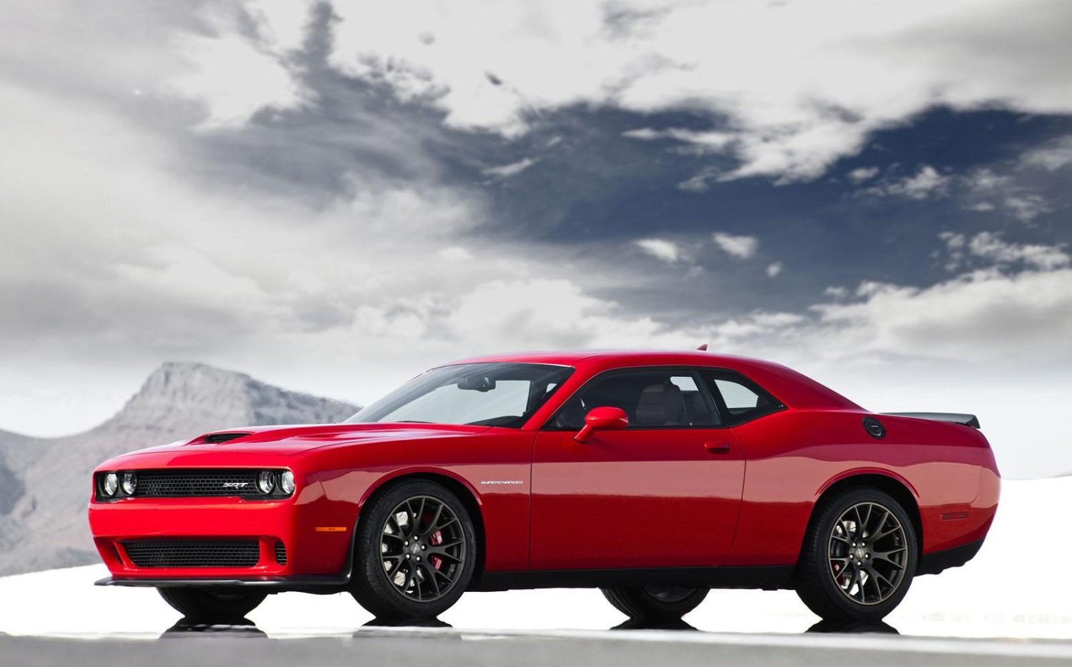 Dodge Challenger SRT Hellcat 7