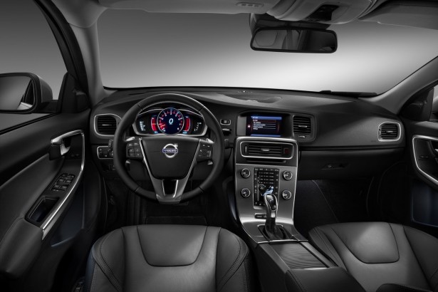 2014-Volvo-S60-V60-XC60-24[2]