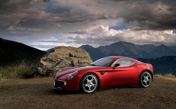 alfa-romeo-8c-competizione