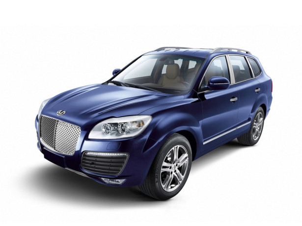 A triste tentativa de copiar o Porsche Cayenne.