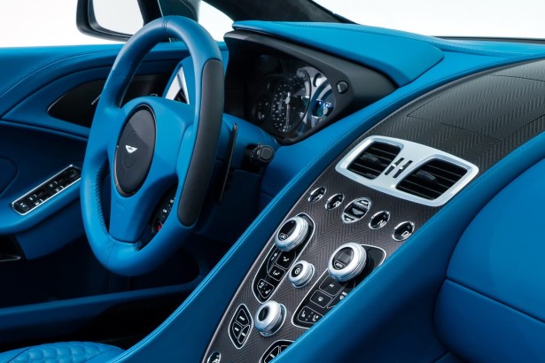 Novo-Aston-Martin-Vanquish-Volante-Cabriolet 10