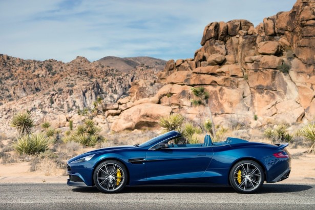 Novo-Aston-Martin-Vanquish-Volante-Cabriolet 5