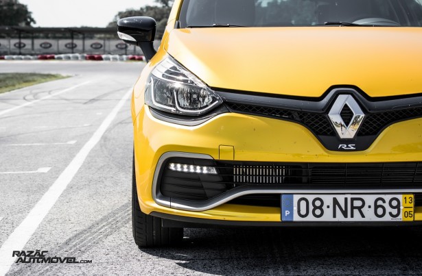 Renault Clio RS 200 EDC teste 05