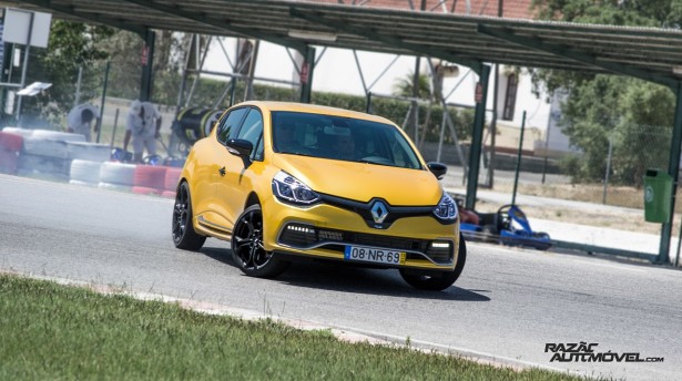 Renault Clio RS 200 EDC teste 09