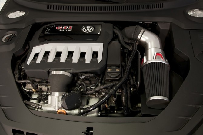 2013-Volkswagen-Design-Vision-GTI-Mechanical-Engine-1280x800