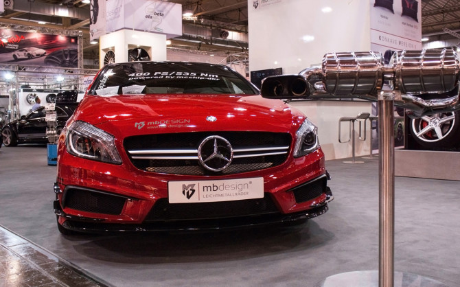 2014-mcchip-dkr-Mercedes-Benz-A45-AMG-Static-1-1280x800