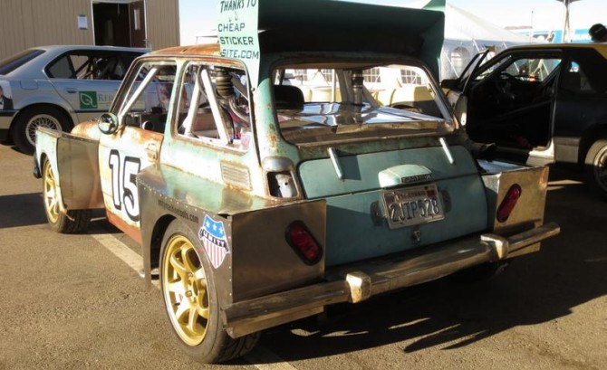 24-hours-of-lemons-logic-why-not-build-a-mid-engined-saab-powered-honda-600-photo-493368-s-787x481