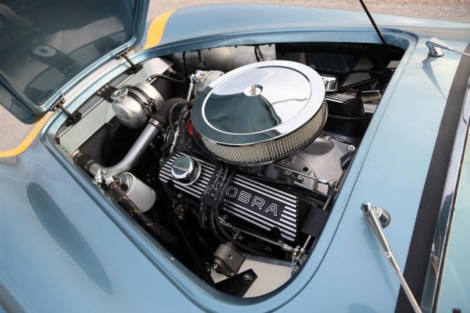 2014-Shelby-Cobra-289-FIA-50th-Anniversary-Engine-3-1280x800