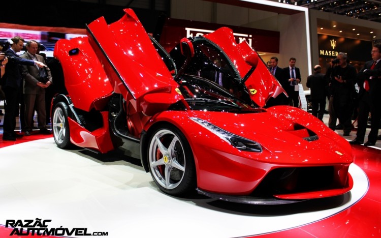 Ferrari-LaFerrari-razao