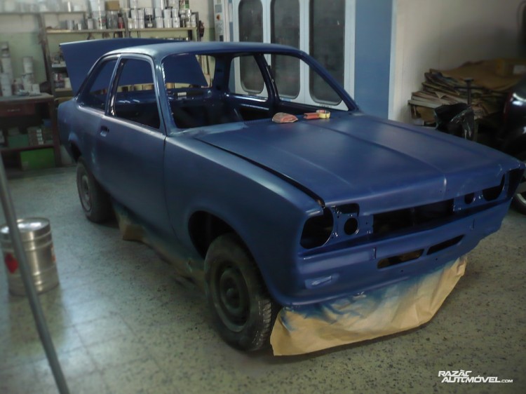 Opel 1204 Sedan 2 Door_-23