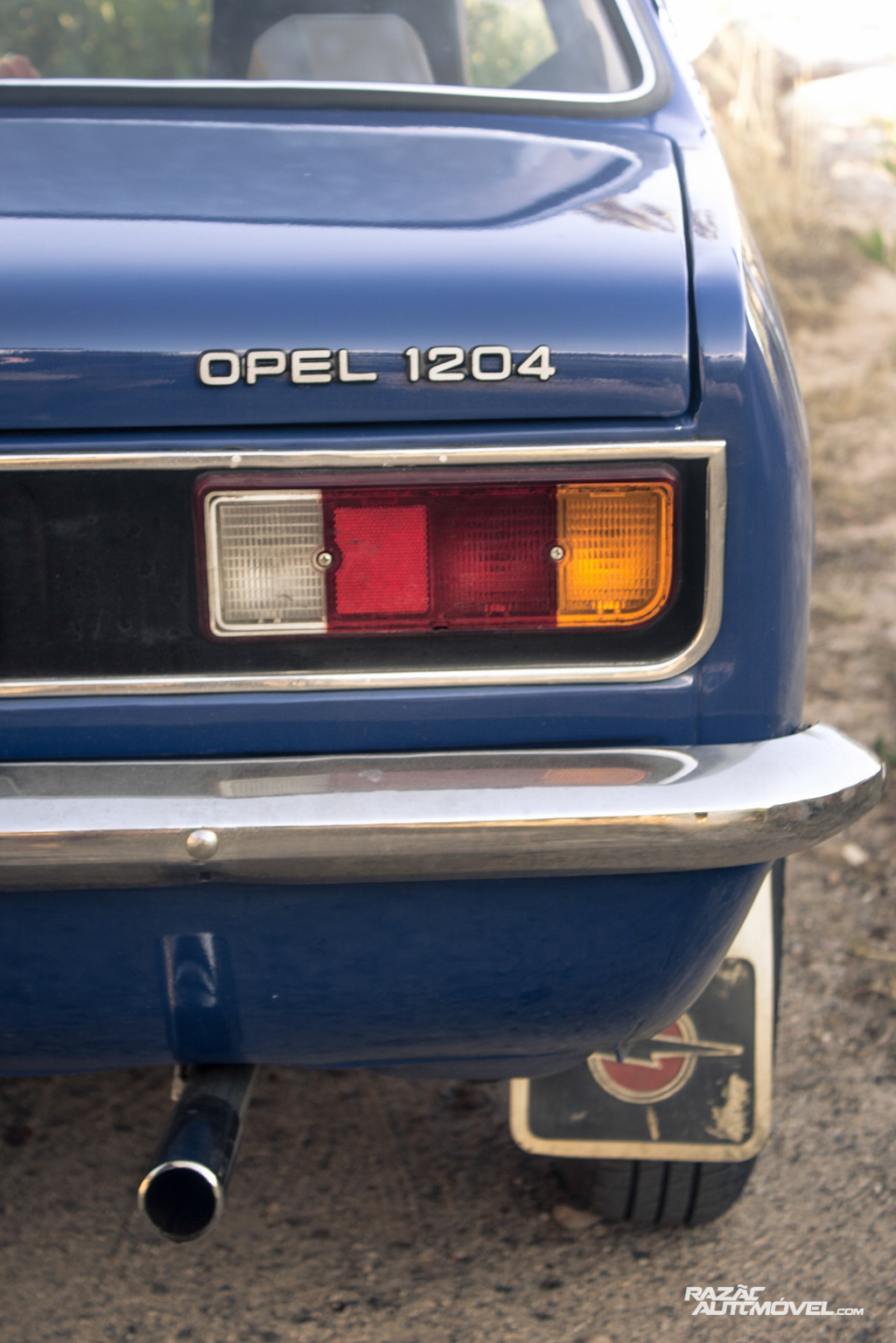 Opel 1204 Sedan 2 portas