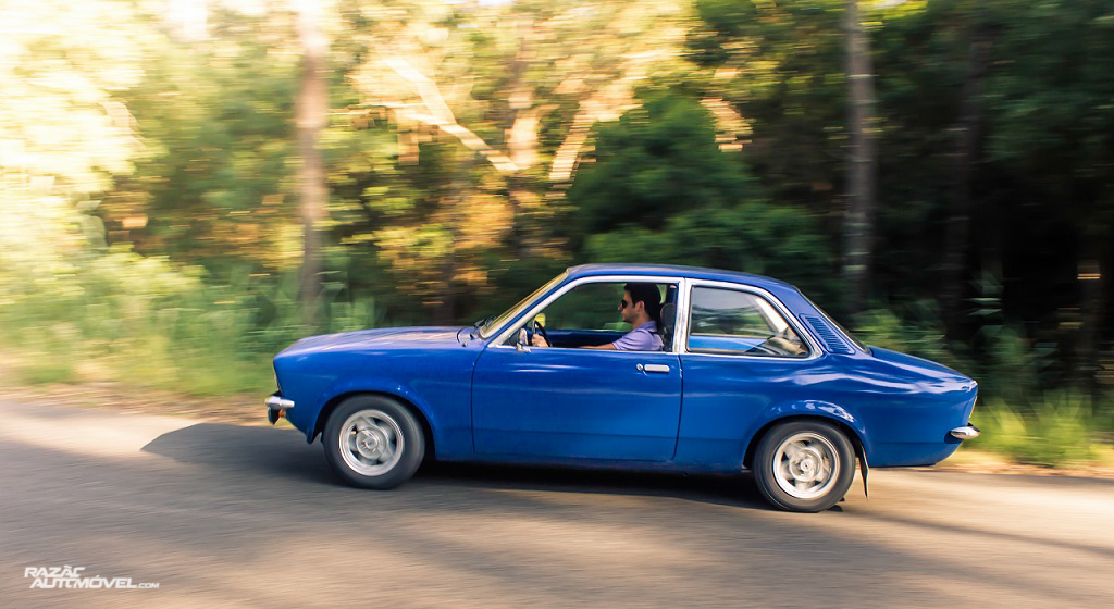 Opel 1204 Sedan 2 portas