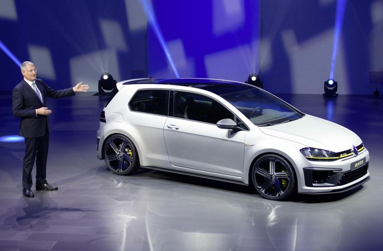 Volkswagen Golf R 400 2