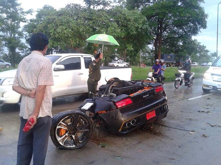 lamborghini acidente 1