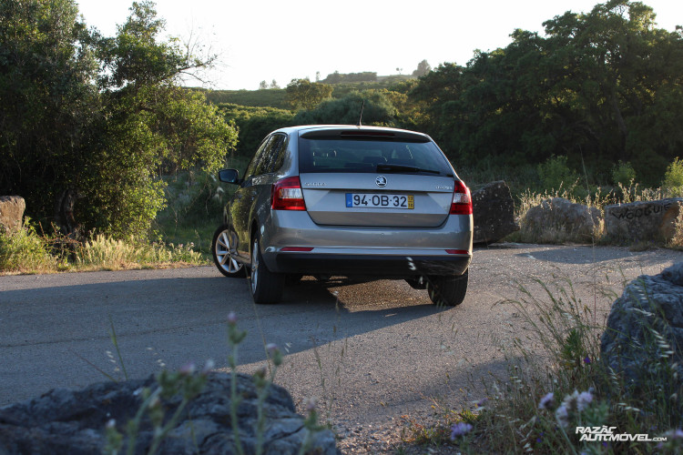 Skoda Rapid Spaceback-6