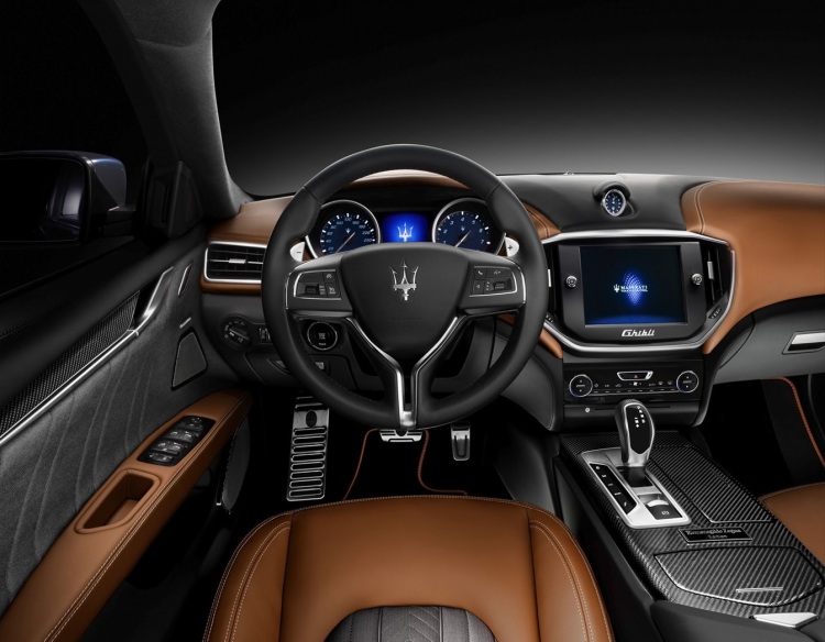 2014-Maserati-Ghibli-Ermenegildo-Zegna-Concept-Interior-1-1680x1050