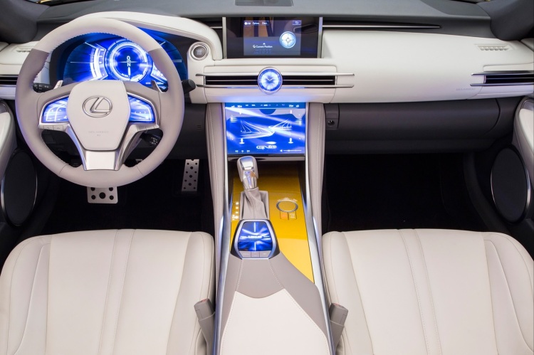 2014-Lexus-LF-C2-Concept-Interior-8-1680x1050