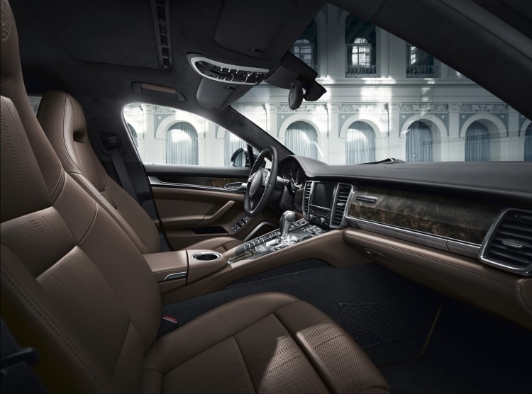 2015-Porsche-Panamera-Turbo-S-Exclusive-Series-Interior-2-1680x1050