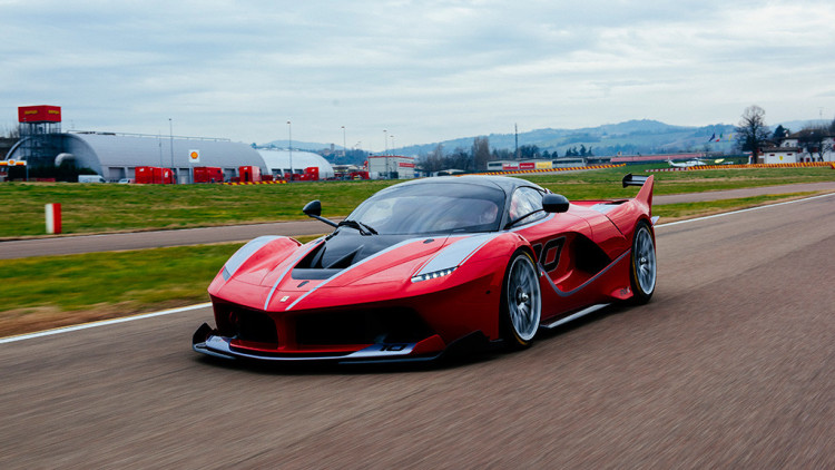 ferrari_fxx_k_2015