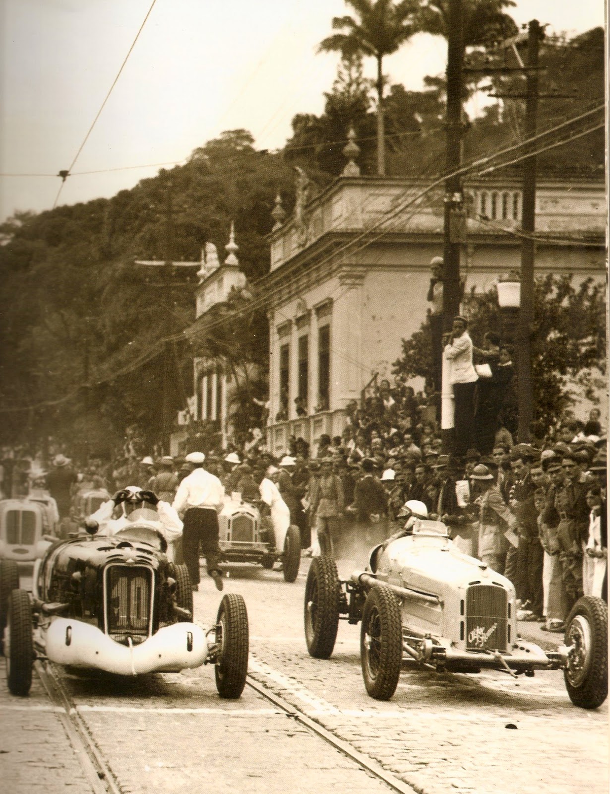 manoel de oliveira piloto de automóveis