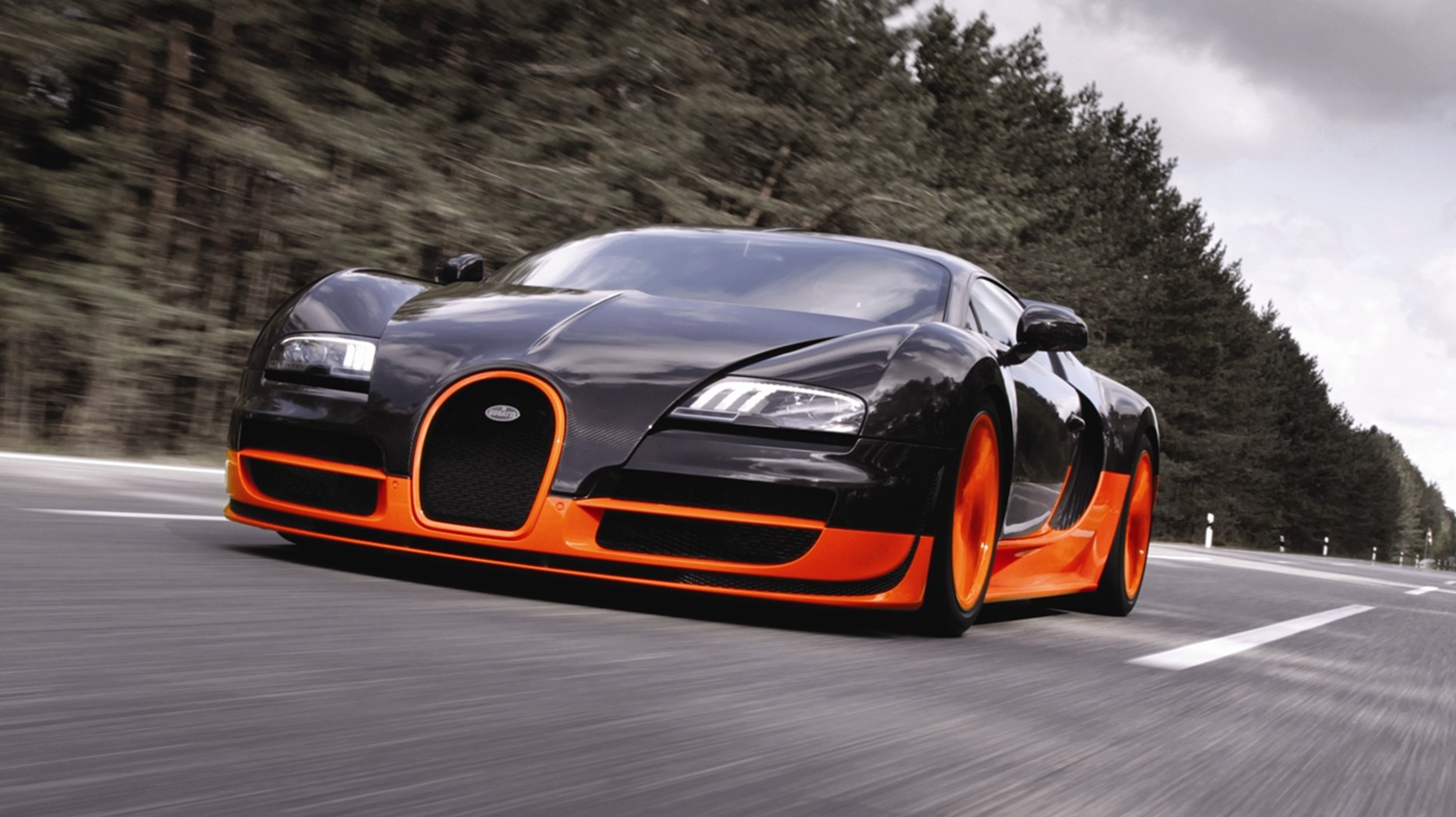 Bugatti-Veyron-2014