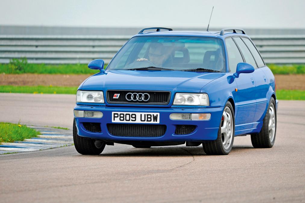 Audi RS2