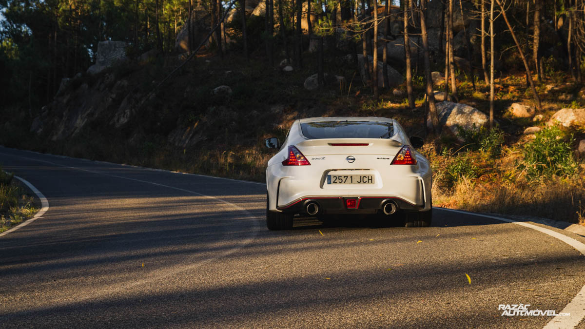 nissan 370 z nismo