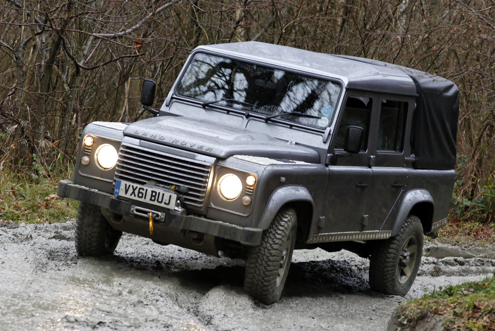 Land Rover Defender 110