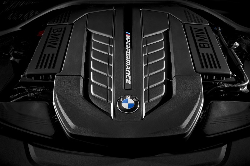Motor V12 BMW