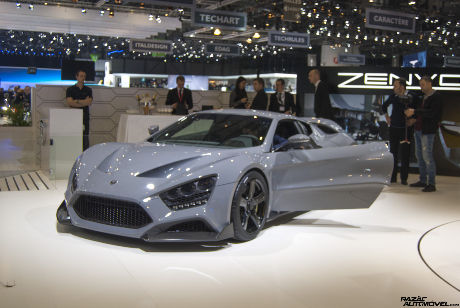 Zenvo-ST1