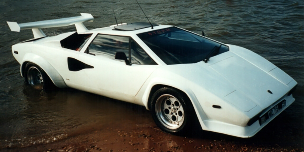 Lamborghini Countach anfíbio