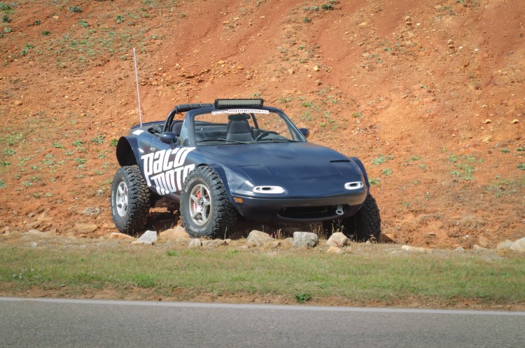 Mazda MX-5 todo-o-terreno (2)