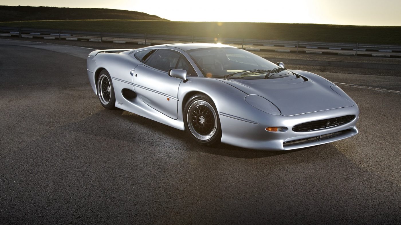 Jaguar XJ220