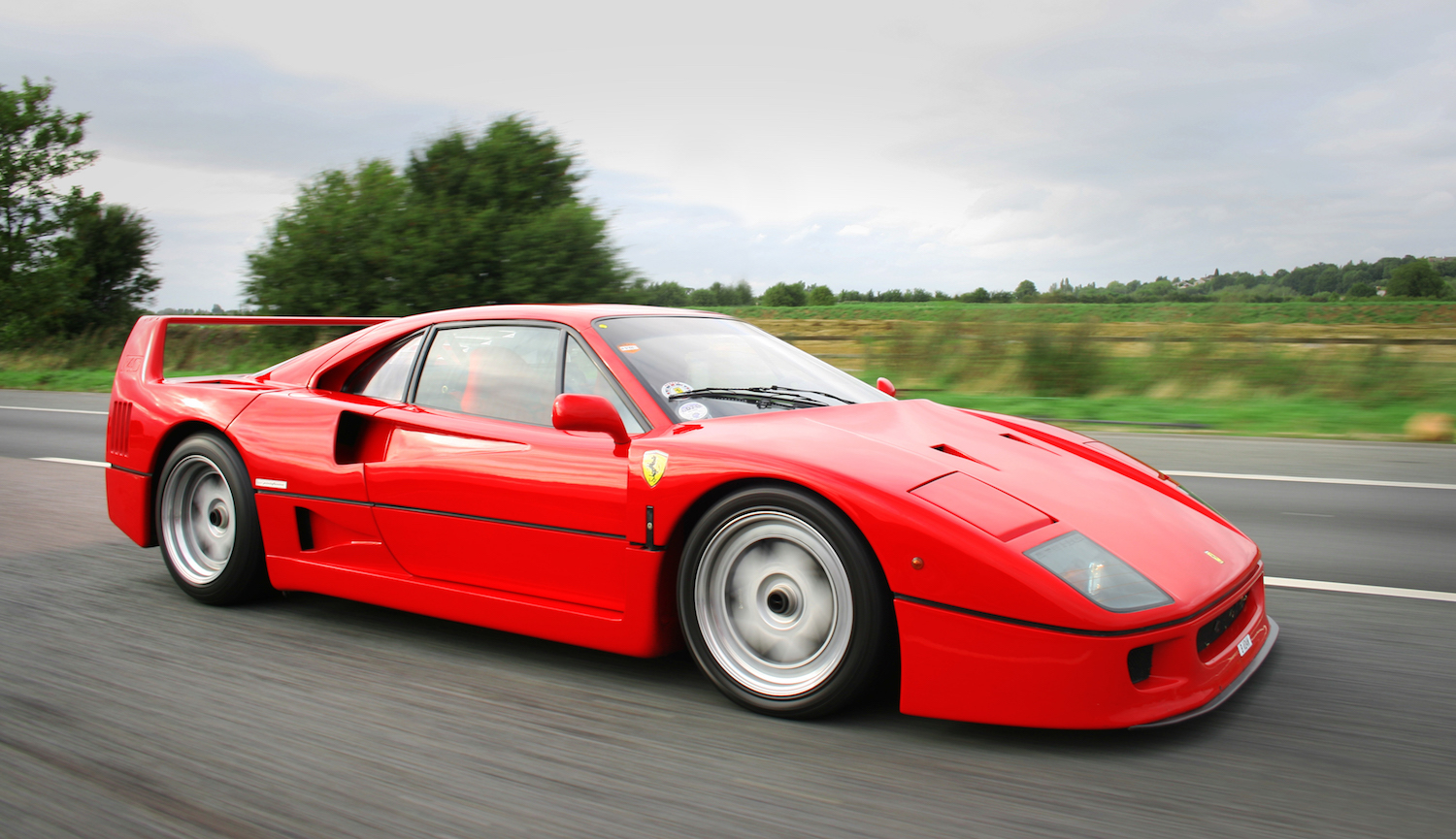 Ferrari F40-1