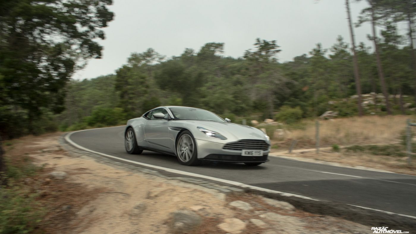 Aston Martin DB11