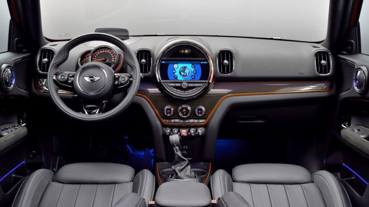 2017-mini-countryman-10