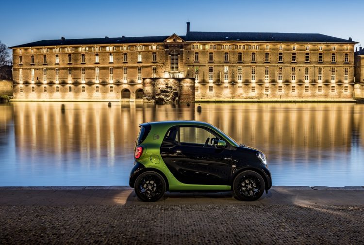 2017 Smart Fortwo Electric Drive - vista de perfil