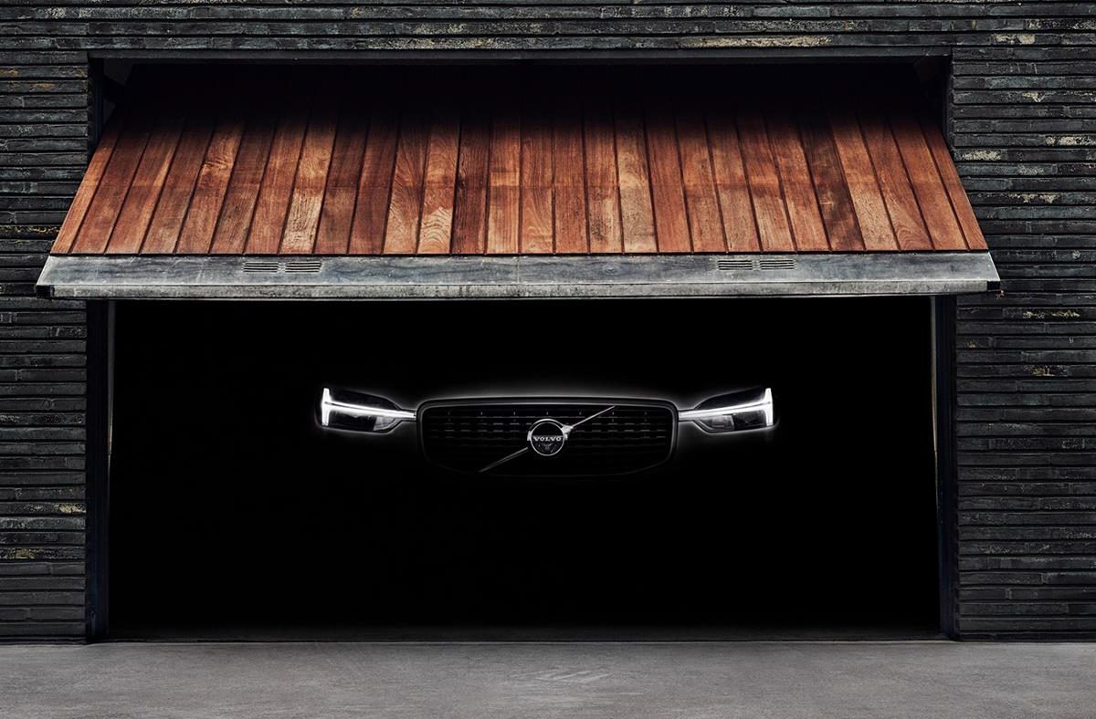 2017 Volvo XC60 Teaser
