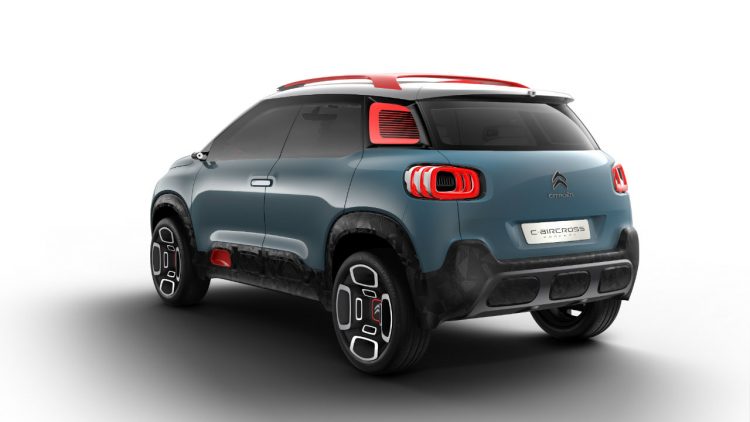 2017 Citroen C-Aircross concept traseira