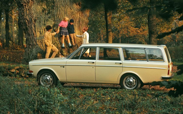 1969 Volvo 145