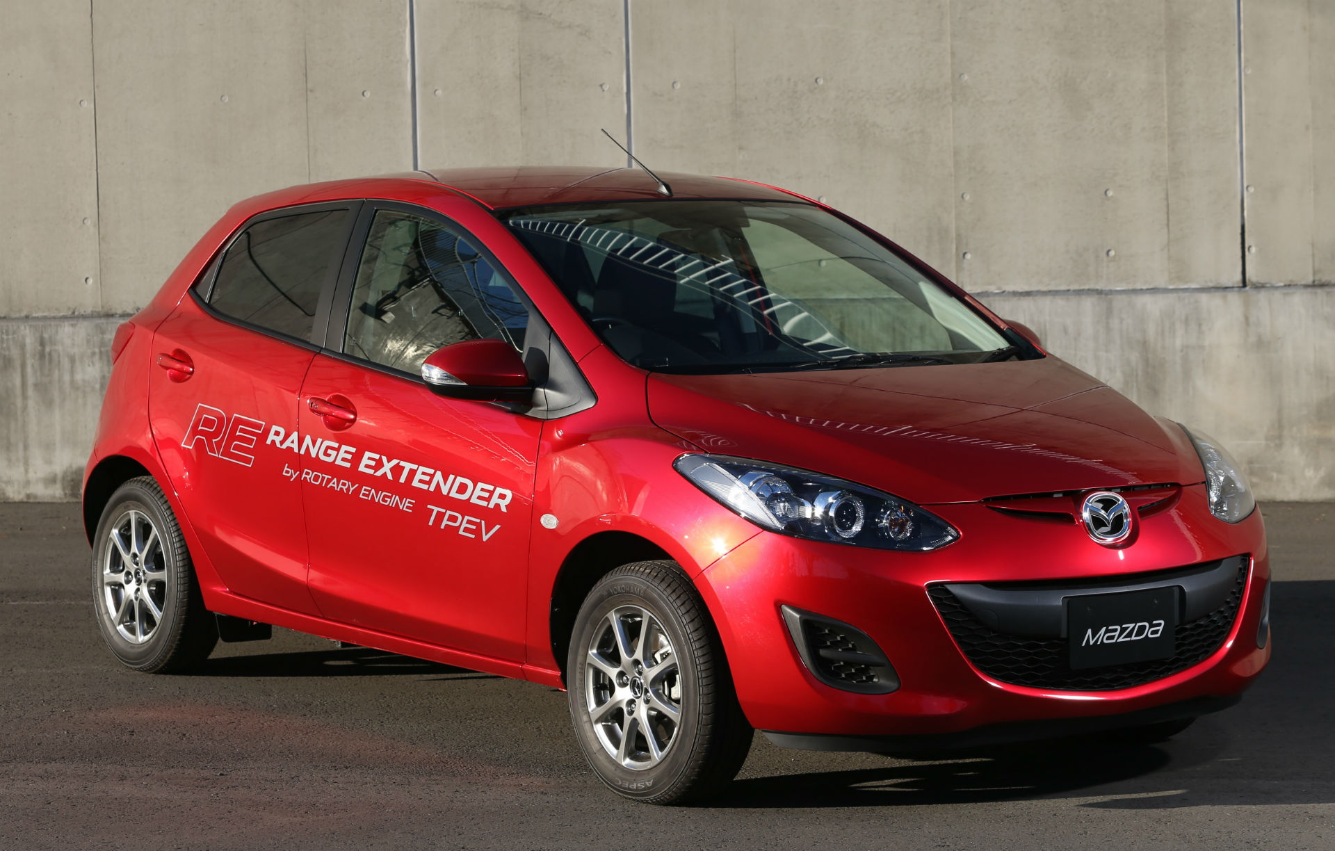 2013 Mazda2 EV com Range Extender