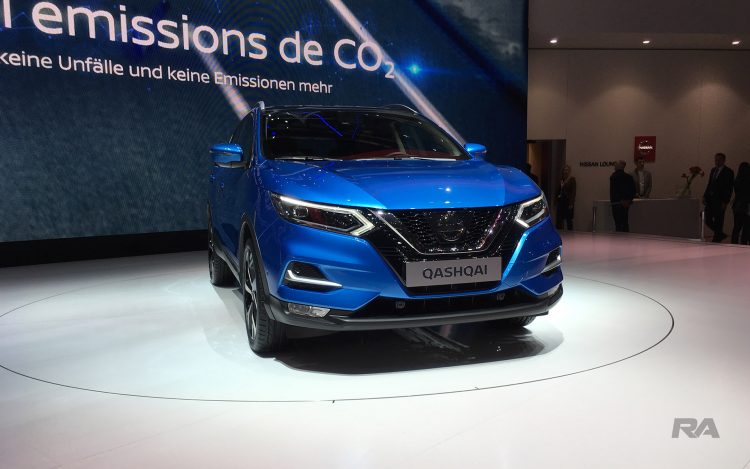 2017 Nissan Qashqai em Genebra - frente