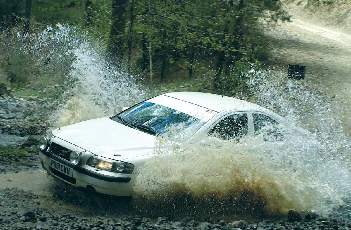 Volvo S60 recce