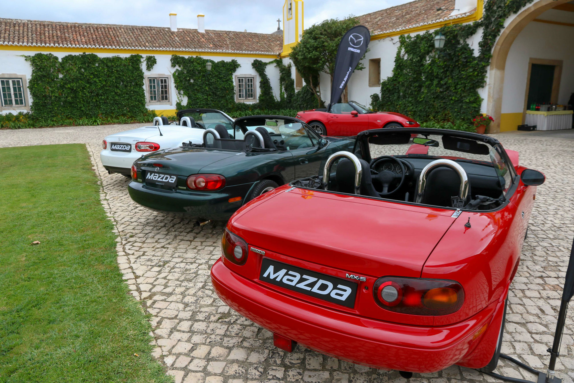 Mazda MX-5 NA, Mazda MX-5 NB, Mazda MX-5 NC, Mazda MX-5 ND