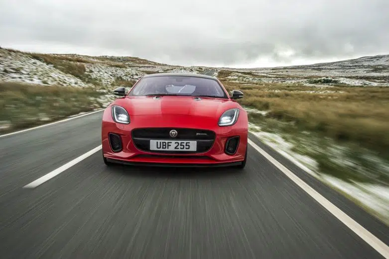 2017 Jaguar F-TYPE - 4 cilindros