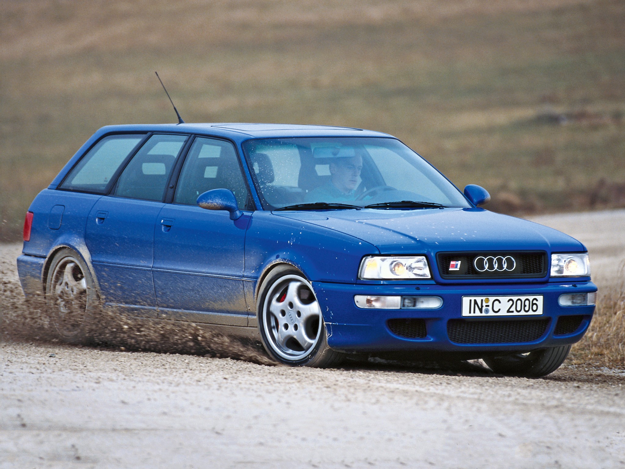 Audi RS2