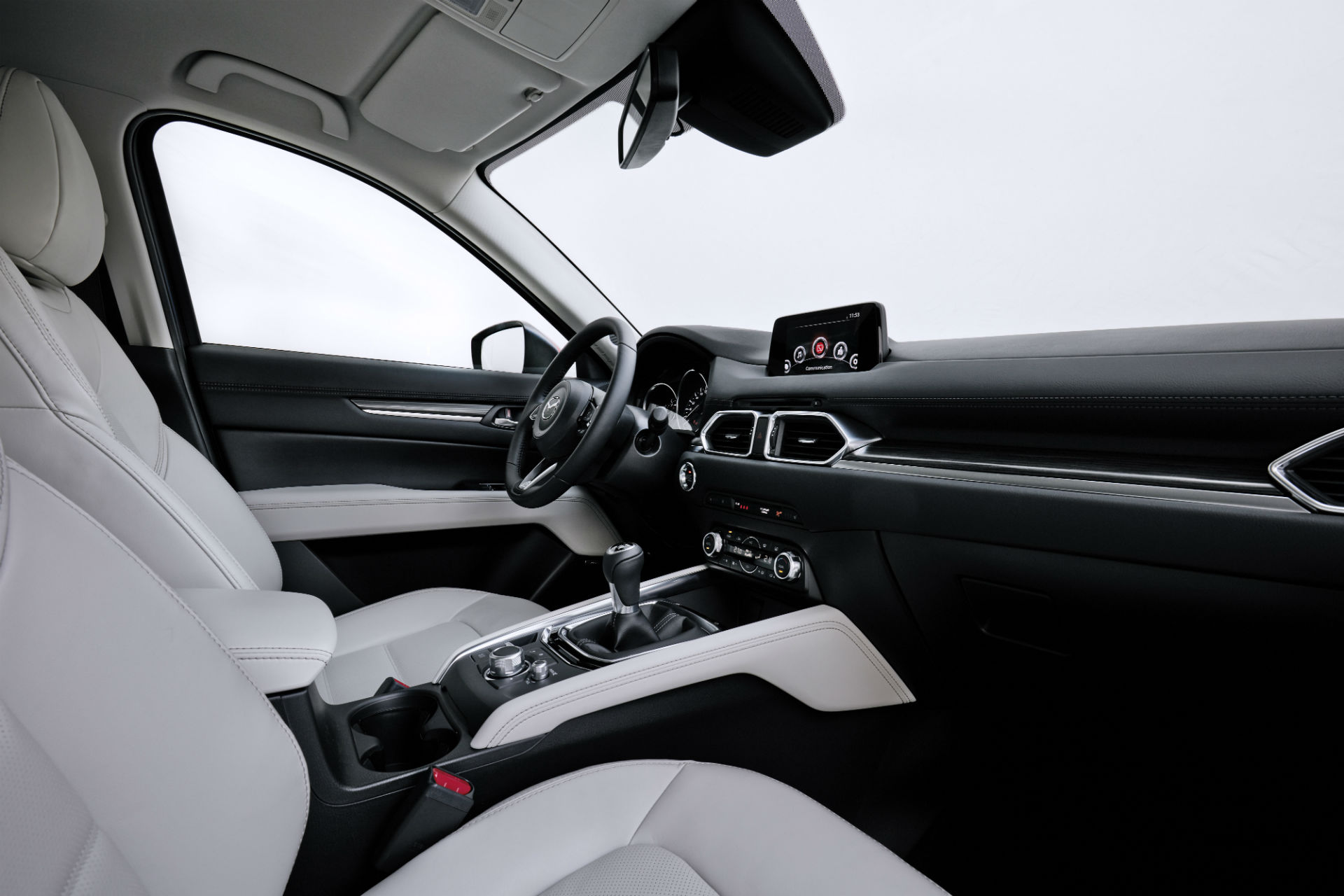 2017 Mazda CX-5 interior