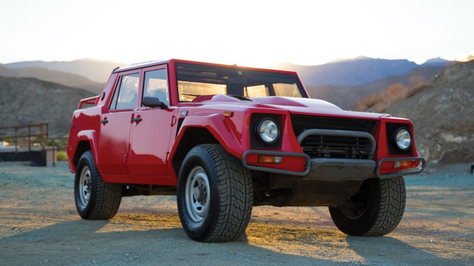 Lamborghini LM002