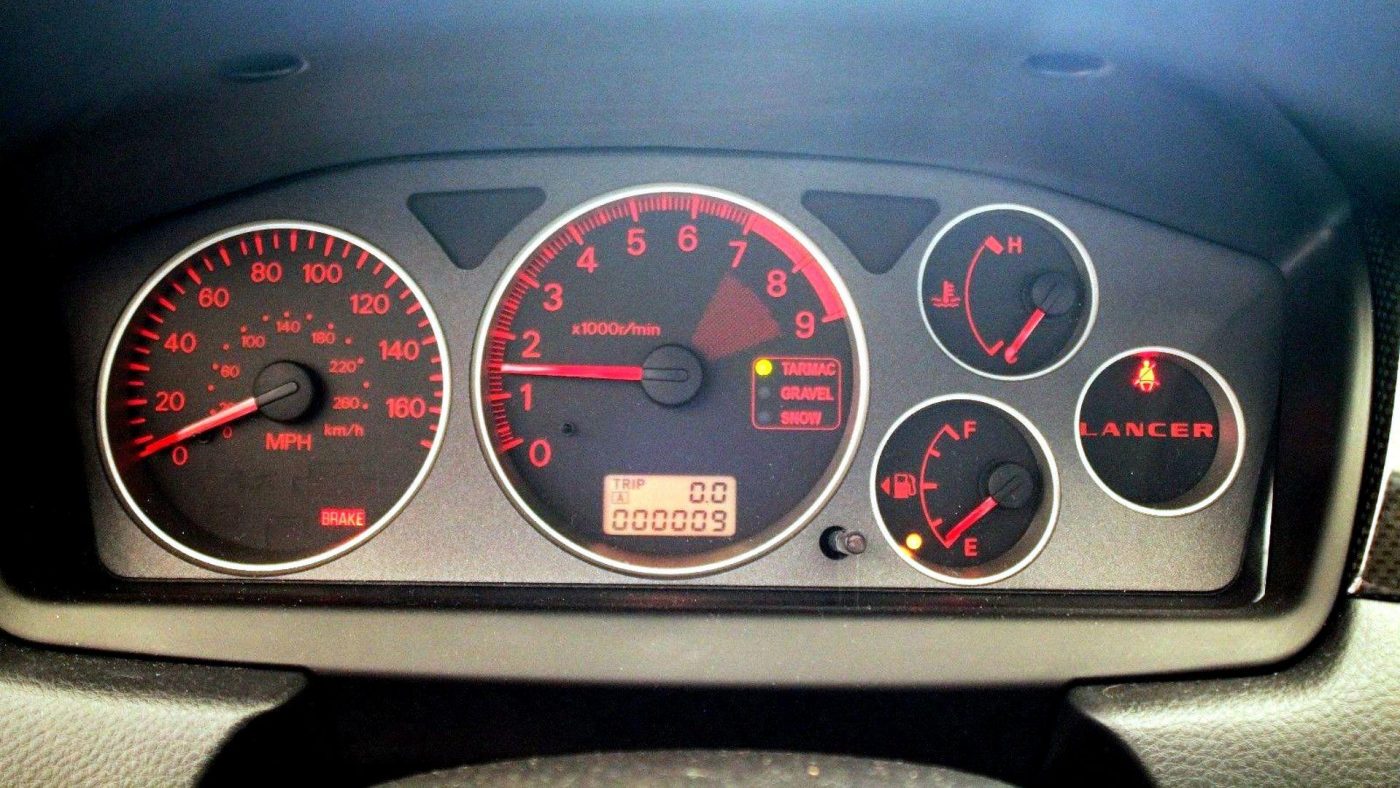 Mitsubishi Lancer Evo IX de 2006, com 15 km, à venda