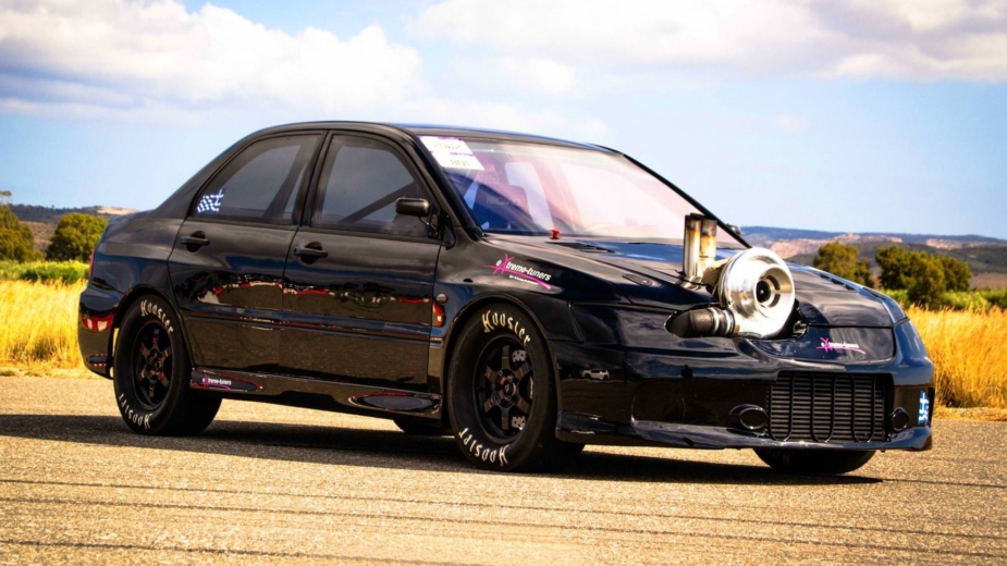 Mitsubishi Lancer Evo IX - Extreme Tuners